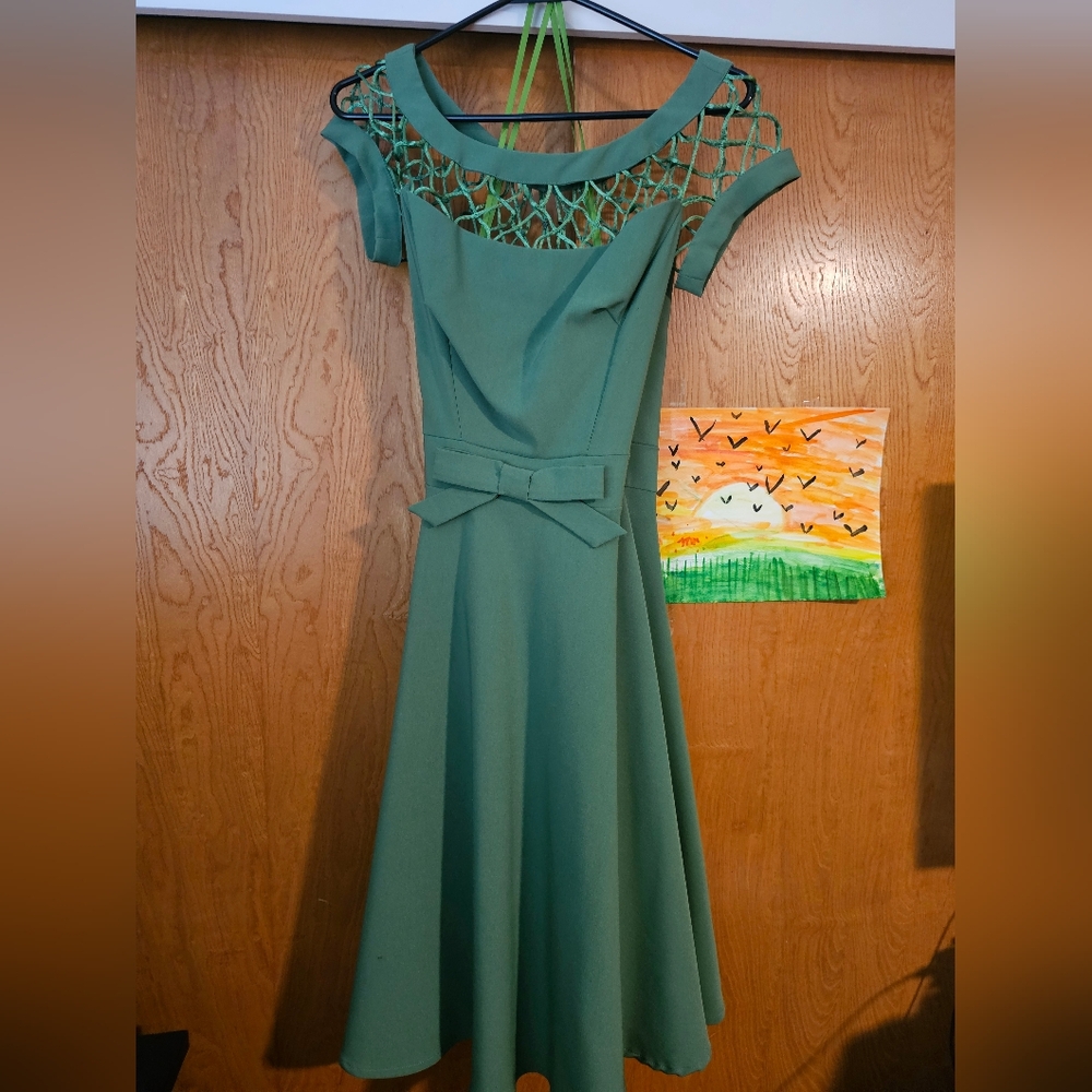 BETTIE PAGE Green A Line Dress with Bow Detail